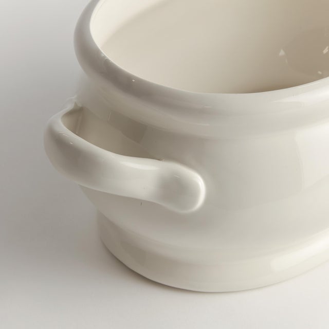 Interior designers are always on the hunt for that tried & true accent to enhance their wellappointed space. With its...