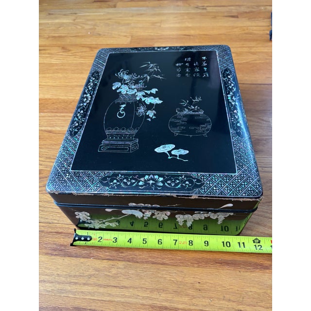 Black Large Vintage Asian Black Lacquer Box With Mother of Pearl Inlay & Calligraphy For Sale - Image 8 of 9