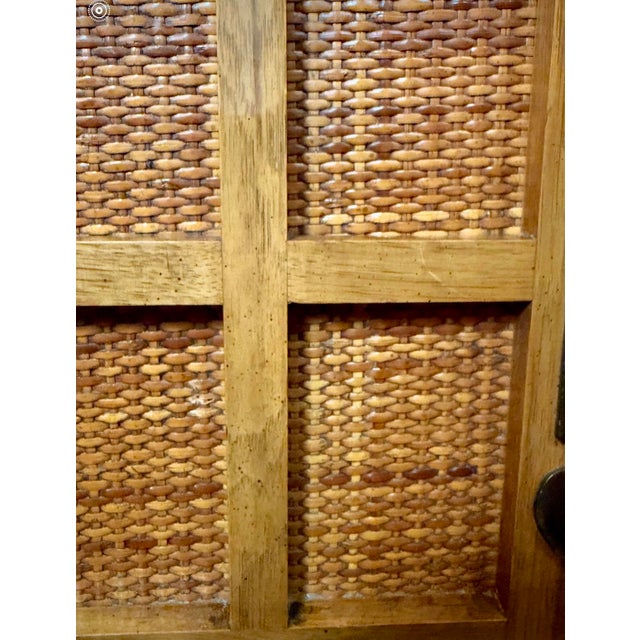 Mid-Century Modern Vintage Pair of Mid-Century MCM Thomasville Burl Wood and Cane Front Nightstands. For Sale - Image 3 of 10