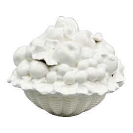 Example of Capodimonte Decor