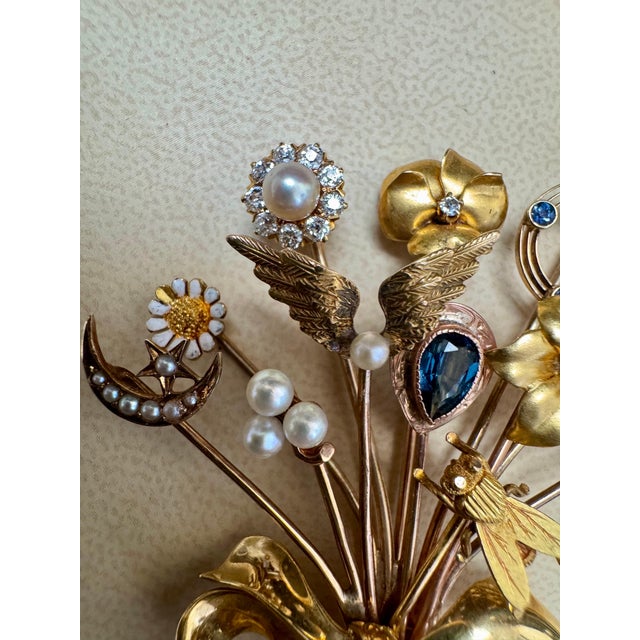 Gemstone Bug on A Flower Bouquet Pearl Diamond Brooch /Pin 14 Kt Yellow Gold 17.5 Gm For Sale - Image 7 of 18
