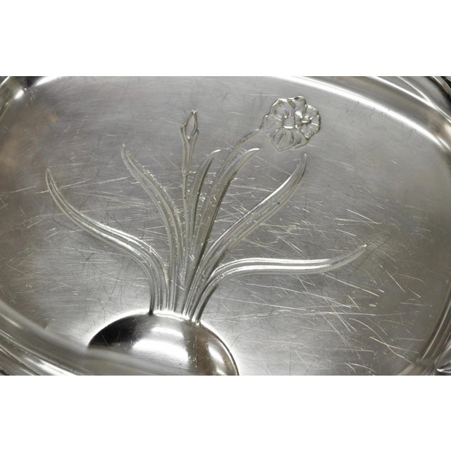 Vintage 1847 Rogers Bros Daffodil 9910 Silver Plated Meat Serving Platter Tray For Sale - Image 9 of 14