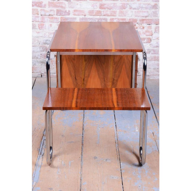 Czech Bauhaus Writing Desk in Walnut and Chrome attributed to Robert Slezak, 1940s For Sale - Image 12 of 18