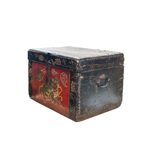Vintage Distressed Tibetan Style Foo Dog Lion Storage Chest Box For Sale In San Francisco - Image 6 of 7