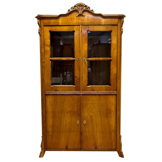 Antique Display Cabinet in Cherry, 1830s For Sale