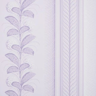 Schumacher Hydrangea Drape Wallpaper in Lilac For Sale