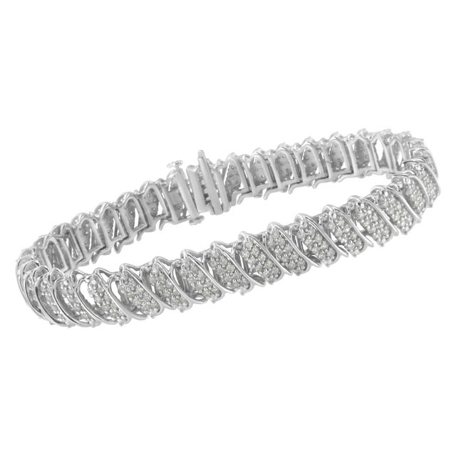 Contemporary .925 Sterling Silver 3.0 Cttw Diamond Multi Row Cluster Slanted Wave Link 7-¼” Tennis Bracelet (I-J Color, I2-I3 Clarity) For Sale - Image 3 of 6