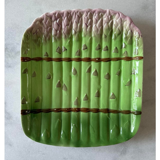 Mediterranean Set of 3 Vintage Italian Majolica Asparagus Plates For Sale - Image 3 of 10