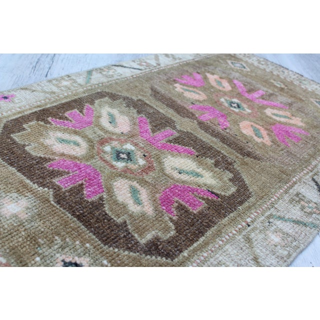 Sand Vintage Turkish Rug - 22"x38" For Sale - Image 8 of 10