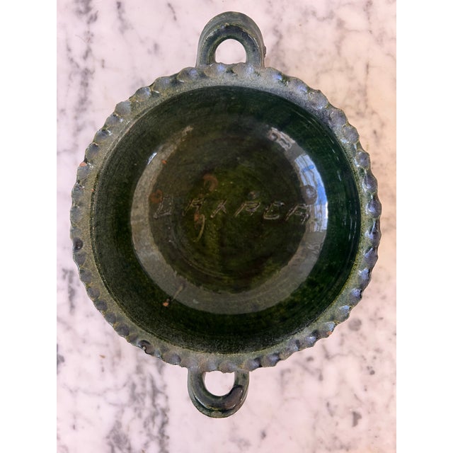 Mexican Handmade and Handpainted Olive Green Scalloped Edge Terracotta Bowl With Handles - Oaxaca, Mexico (Marked) For Sale - Image 3 of 9