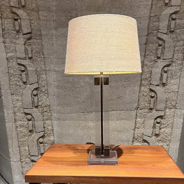 1970s 1970s Lucite and Brass Table Lamp Modern Style of Charles Hollis Jones For Sale - Image 5 of 10