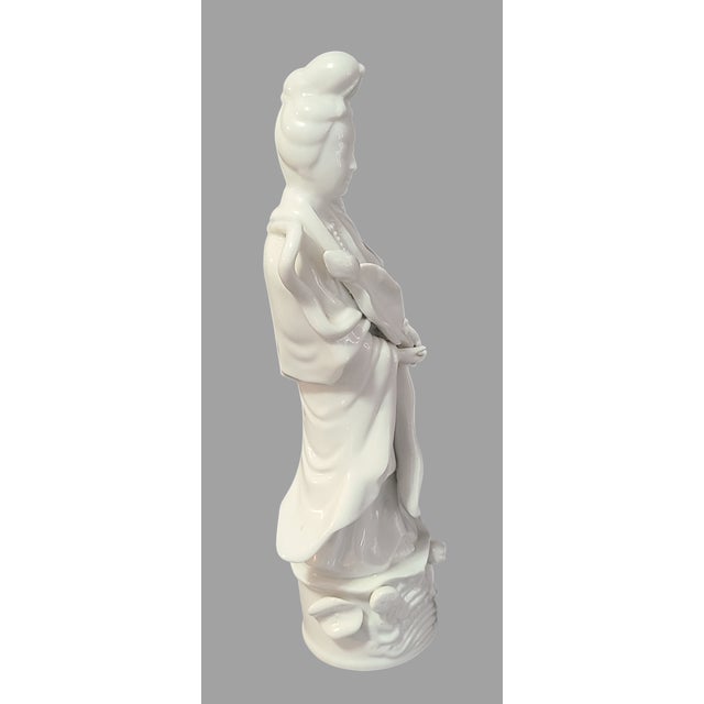 Vintage Blanc De Chine Porcelain Humco Kwan Yin Guanyin Asian Figurine For Sale - Image 6 of 9