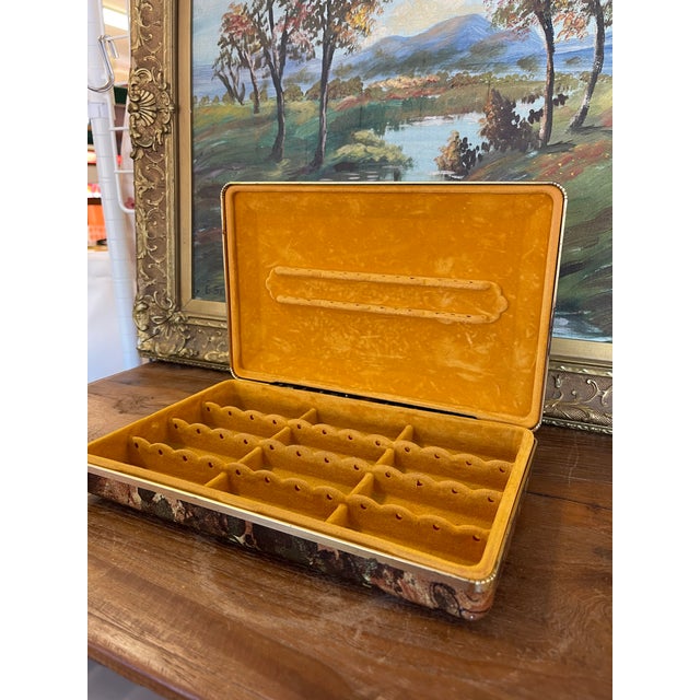 Textile Vintage Mid-Century Jewelry Case With Gold Velvet-Like Interior and Patterned Exterior For Sale - Image 7 of 10