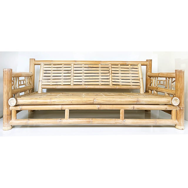 Late 20th Century Antonio Budji Layug Style Vintage Coastal Bamboo Side Table For Sale - Image 5 of 7