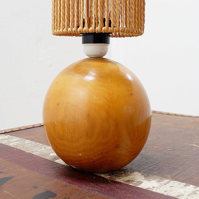 Boho Chic Vintage Bohemian Table Lamp in Wood and Rope, 1970s For Sale - Image 3 of 10