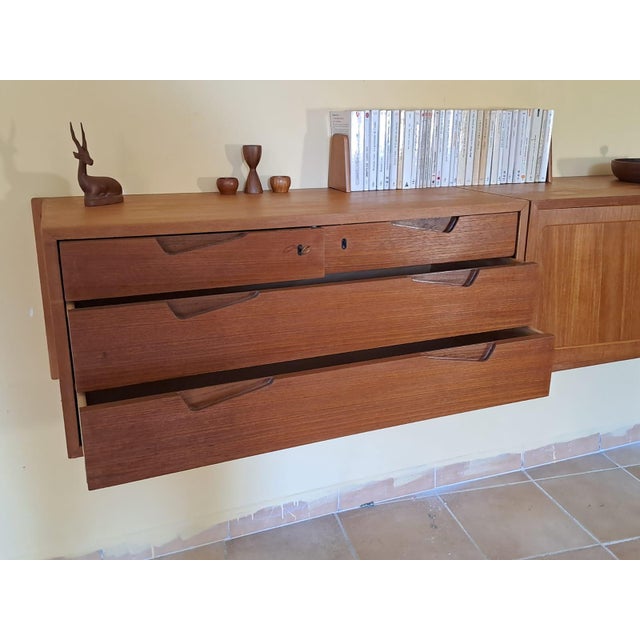 Mid-Century Scandinavian Rival Wall-Mounted Teak Storage Unit, 1960s For Sale - Image 10 of 18