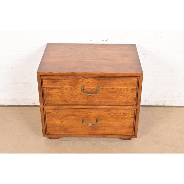 A gorgeous Mid-Century Modern Campaign style nightstand or end table By Henredon, "Artefacts" Collection USA, Circa 1970s...