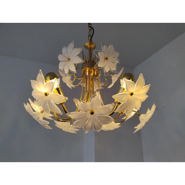 Murano Glass White Flowers Chandelier, 1970s For Sale - Image 18 of 18