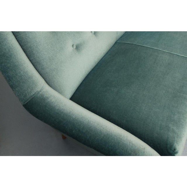Mid-Century Modern Sofa in Blue Velour, 1950s For Sale - Image 3 of 14
