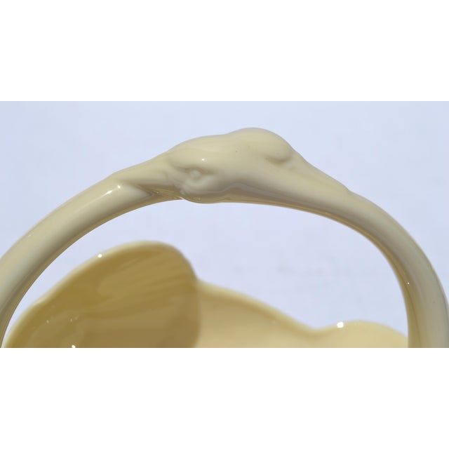 1960s 1960s Vintage Lenox Swan Basket Tan Fine Bone Ceramic 24k Gold Mark Bowl For Sale - Image 5 of 14