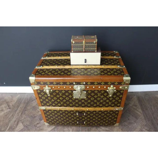 2000 - 2009 Trunk Miniature Paperweight from Louis Vuitton For Sale - Image 5 of 12