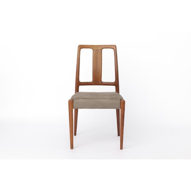 Mid-Century Modern Danish Style Dining Chairs from D-Scan, Singapore, 1960s, Set of 4 For Sale - Image 4 of 10