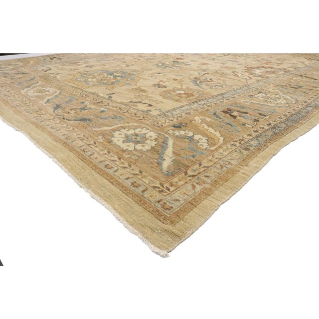 76553 Persian Sultanabad Rug with Transitional Style 13'00 x 18'00. Embodying the highly decorative aesthetic and neutral...