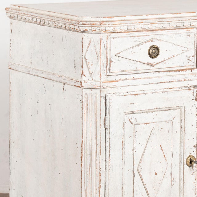19th Century Swedish White Painted Pine Sideboard Buffet For Sale - Image 9 of 15