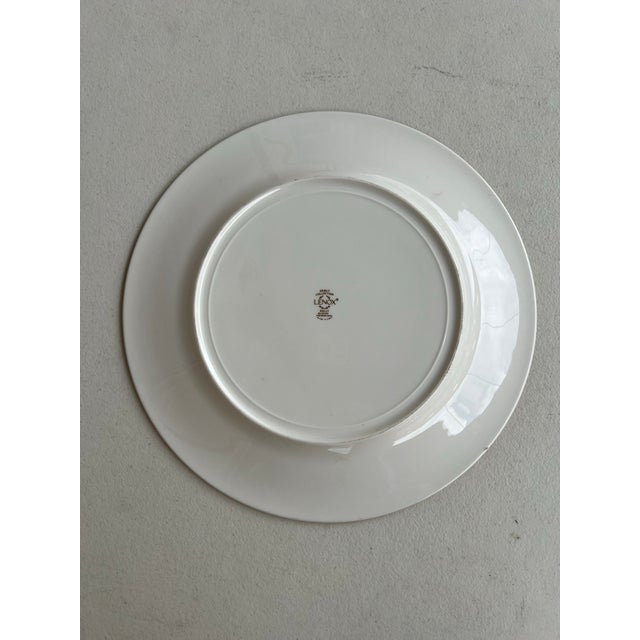 Lenox 1980s Porcelain Art Deco Design Charger/ Dinner Plate by Lenox For Sale - Image 4 of 6