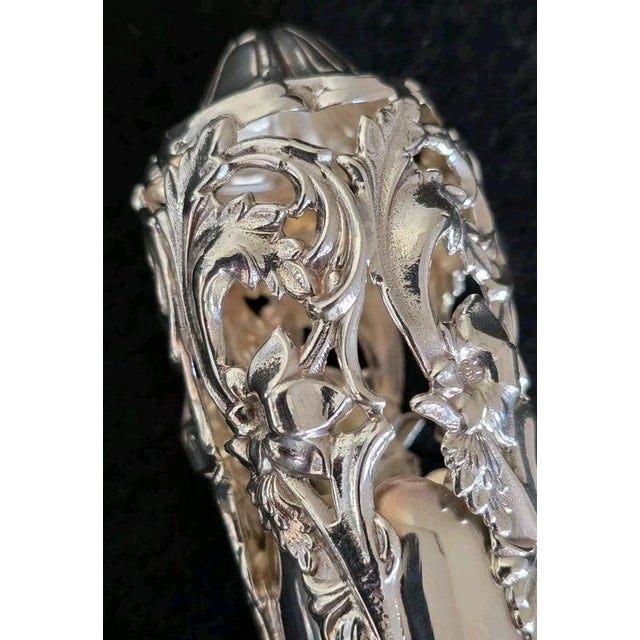 Sterling Silver Pierced Posy Holder by Hugh Crawshaw, Sheffield, 2004 For Sale - Image 4 of 18