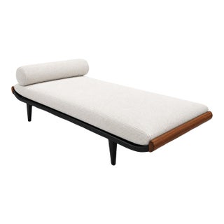 Vintage Mid-Century Daybed For Sale