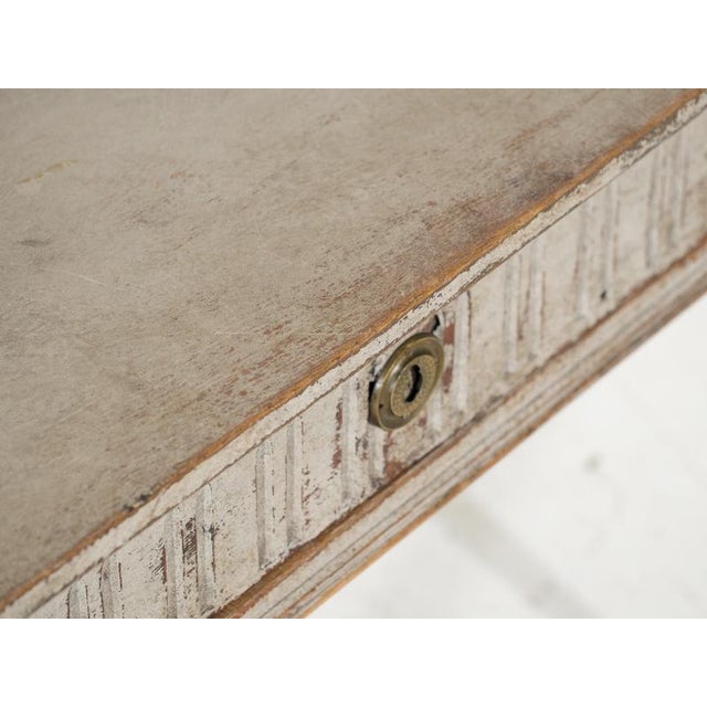 Louis XVI French Table with a Drawer, 1780 For Sale - Image 4 of 10