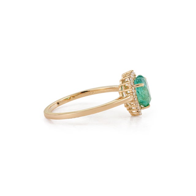 Metal 1.2ct Zambian Emerald Heart Necklace in 14k Gold With Halo Diamonds Size 4 For Sale - Image 7 of 17