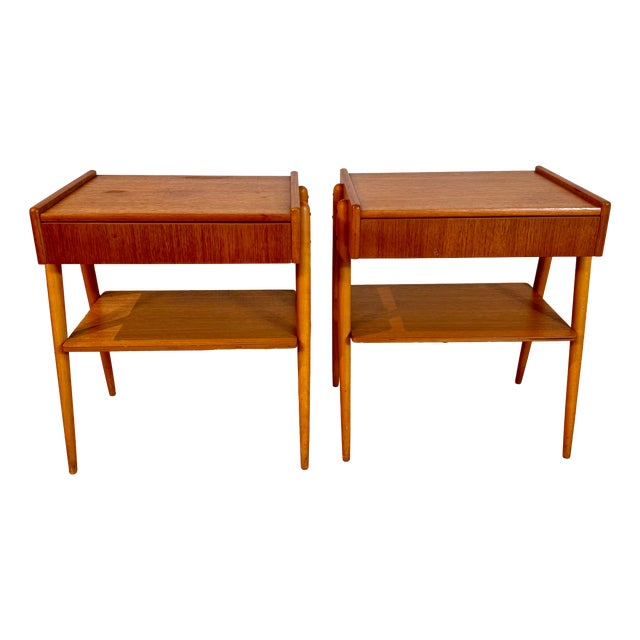 Danish Oak Nightstands, 1960s, Set of 2 For Sale