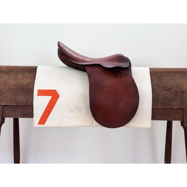 Here is a vintage racehorse saddle cloth (saddle pad) circa 1960s. The off-white saddle cloth features the number 7.This...
