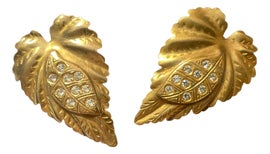 Example of Brooches in South Bend