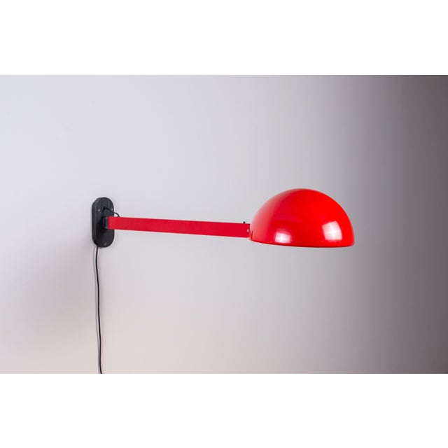 Mid-Century Modern Postmodern Extendable Wall Lamp in Red Metal, 1970s For Sale - Image 3 of 14