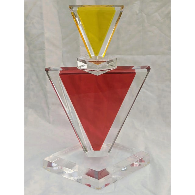 Contemporary Vintage 1980s Abstract Geometric Lucite Sculpture For Sale - Image 3 of 8