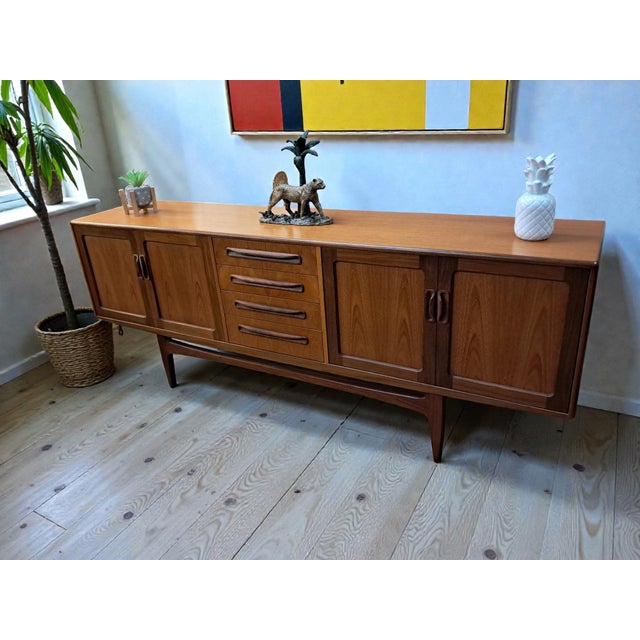 Mid-Century Sideboard in Teak by V Wilkins for G Plan Fresco , 1960s For Sale - Image 6 of 18