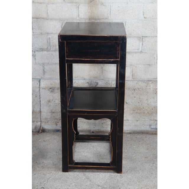 Paint Late 19th Century Antique Chinese Qing Dynasty Black Lacquer Elm Tiered Side Table Pedestal Stand For Sale - Image 7 of 11