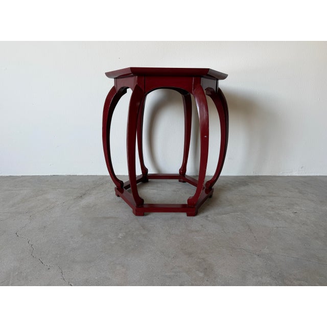 Chinoiserie Baker Furniture Chinoiserie Style Red Lacquer Hexagonal Side Table For Sale - Image 3 of 12