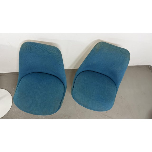 Mid-Century Modern Tulip Swivel Side Chairs by Eero Saarinen for Knoll International, 1970s, Set of 4 For Sale - Image 6 of 8