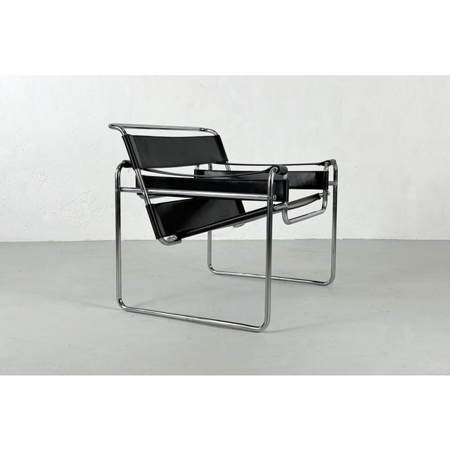 Wassily Armchair by Marcel Breuer for Gavina, 1960s, Set of 2 For Sale - Image 4 of 13