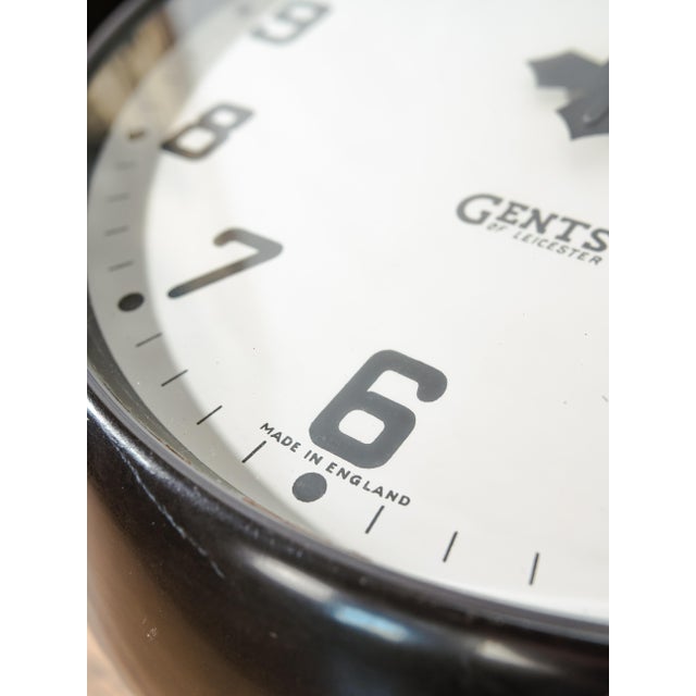 Double-Sided Bakelite Slave Clock with Wall Bracket from Gents of Leicester, England, 1940s For Sale - Image 11 of 13