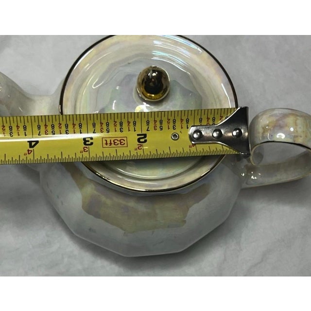 Mid 20th Century Vintage Wade England Pearl Wedding Lustreware Teapot – Iridescent Crackle Glaze Gold Trim For Sale - Image 5 of 12