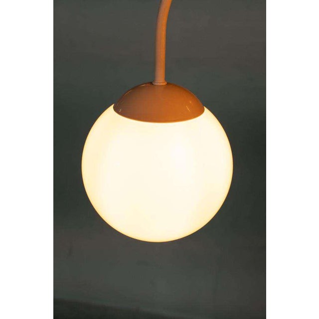 Industrial Space Age Waterfall Floor Lamp in White For Sale - Image 3 of 16