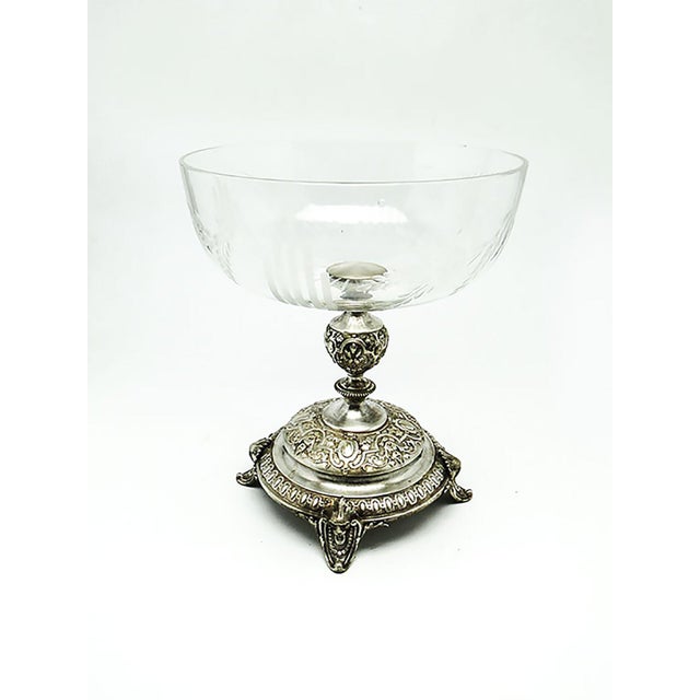 Patera was produced in Vienna between 1900 and 1910. It is made of eclectic style. It is preserved in good condition,...