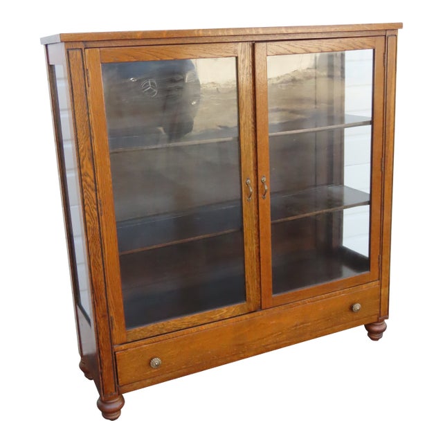Peck and Hills Furniture Tiger Oak China Cabinet Bookcase Cupboard 6569 For Sale