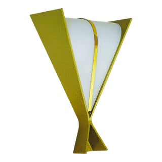 1950s Minty Rare Nos Virden Atomic Modern Space Age Slag Glass Bakelite Brass Architectural Wall Lamp For Sale