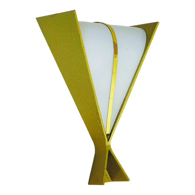 1950s Minty Rare Nos Virden Atomic Modern Space Age Slag Glass Bakelite Brass Architectural Wall Lamp For Sale